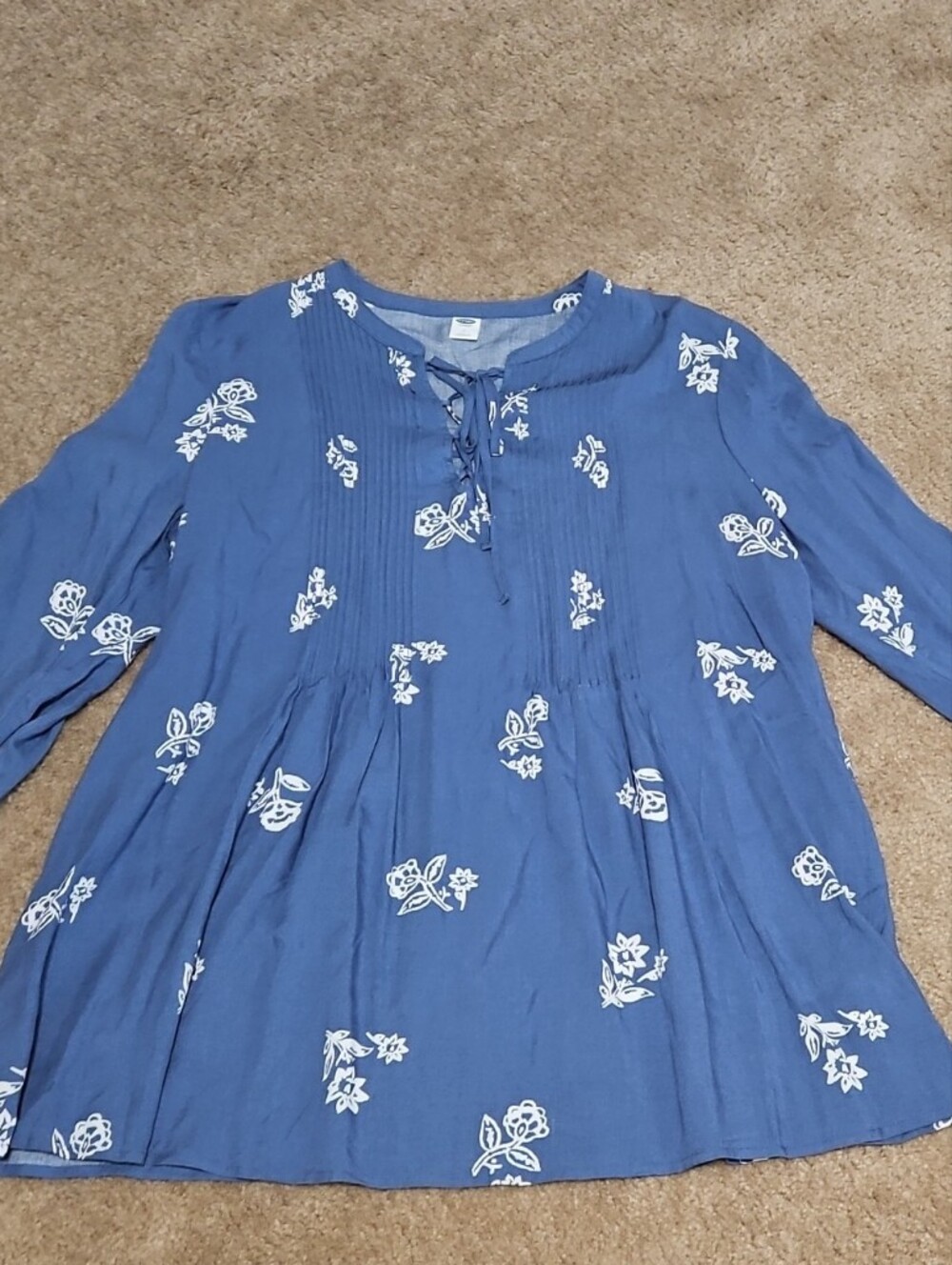 Old Navy Blue Button-Front Chambray Top